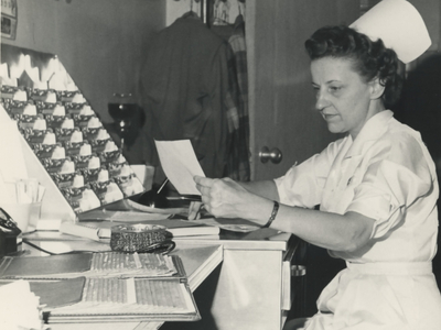 sjjwamc-history-1958 Pontiac Daily Leader.jpg