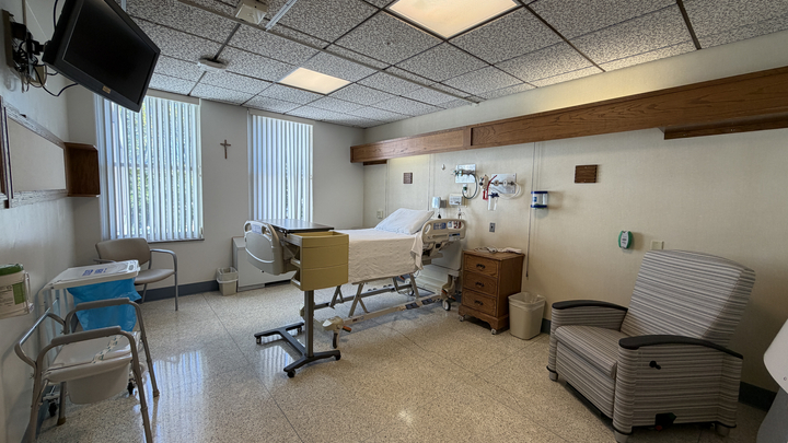 Swing Bed Program room