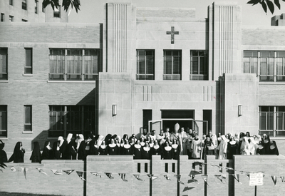 history-1954 Children's Hospital blessing Peoria.jpg