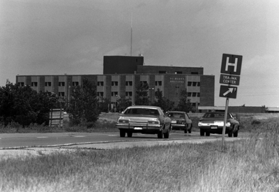 Photo - 1973 SMH Galesburg trauma center