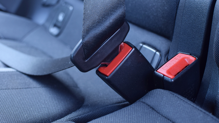 seat-belt-car-2324580591.jpg