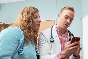 OSF physicians using smartphone app