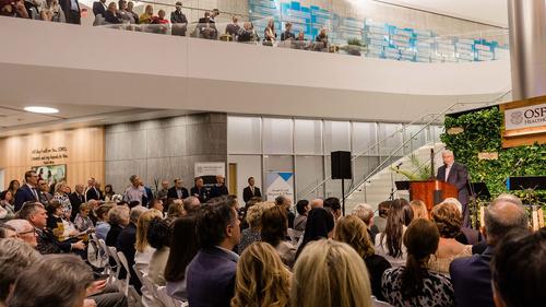 Foundation-Cancer-Center-Ribbon_Cutting-199.jpg