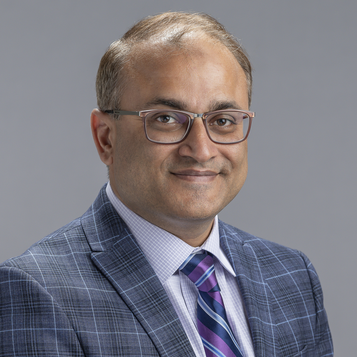 Imran Umer, MD | Internal Medicine in Peoria